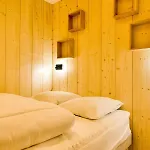 Serac - Location: Pour 4 Personnes Dans Le De La Station Mae-9032
