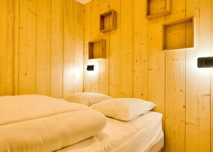 Serac - Location: Pour 4 Personnes Dans Le De La Station Mae-9032